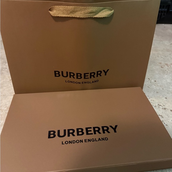 Burberry Classic Nova Check 100% Cashmere Scarf Beige Made in Scotland - Picture 8 of 12